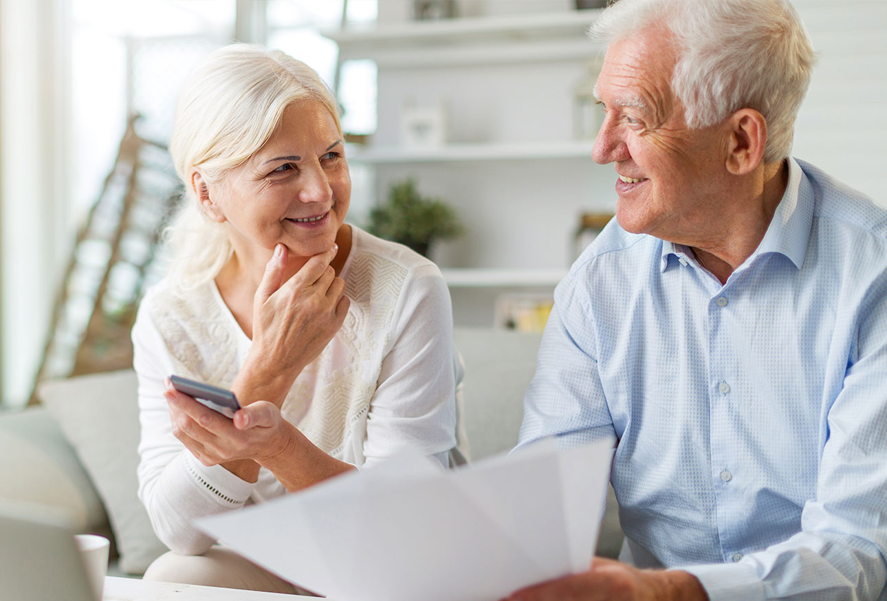 Financial Planning customers discussing retirement
