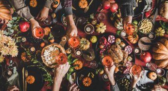 30 Unique Thanksgiving Traditions to Start With Your Family This Year